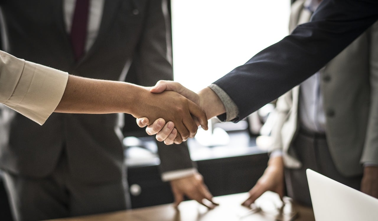 Associer-marketing-commercial