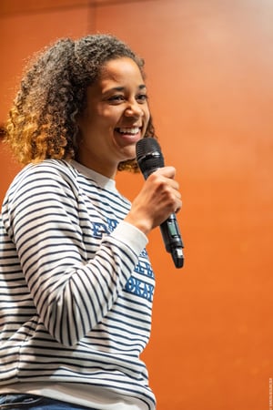 Brunehilde Thako, responsable de communication chez MV Group